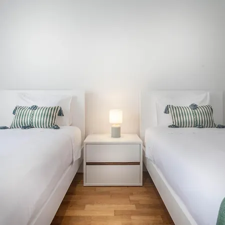 Jango Paradise * Funchal