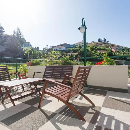 Jango Paradise Vakantiehuis *